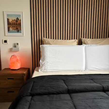 Teps Airport Venice Lägenhet *